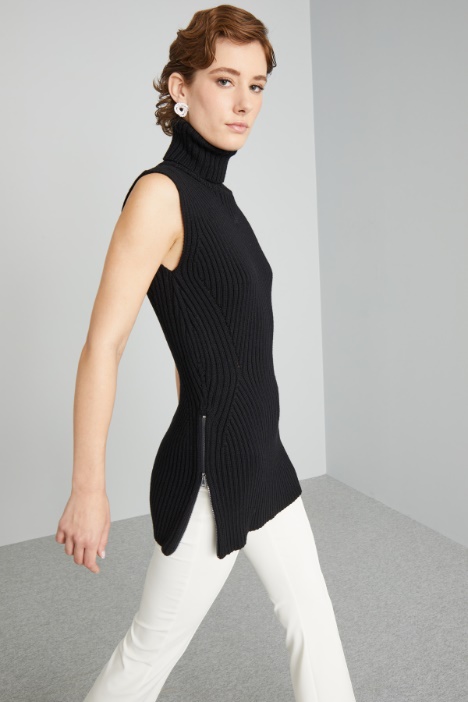 Sleeveless sweater with zip Intrend