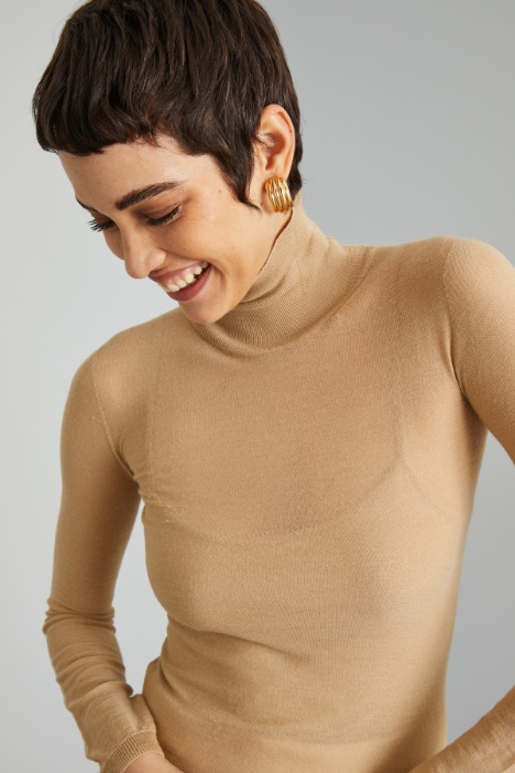 Dolcevita leggero in lana