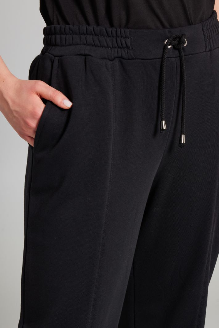 Jogger trousers with cuffed leg Intrend - 4