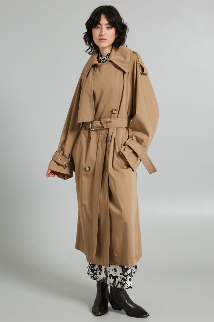 Oversized gabardine trench coat Intrend - 3