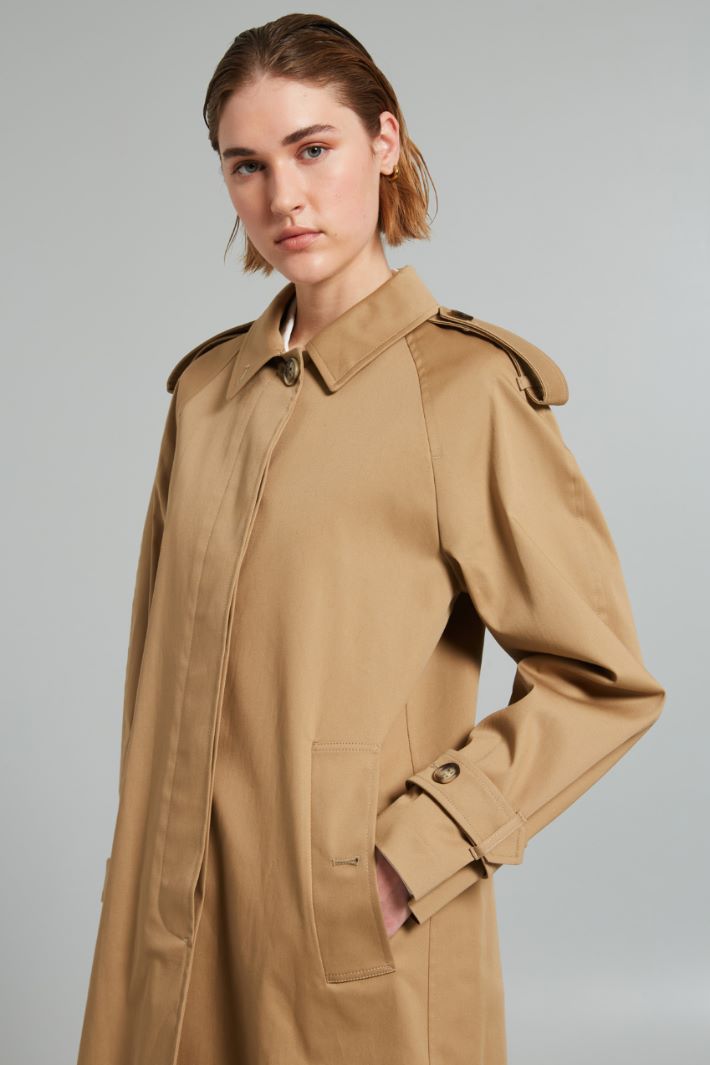 Slit-detailed trench Intrend - 4