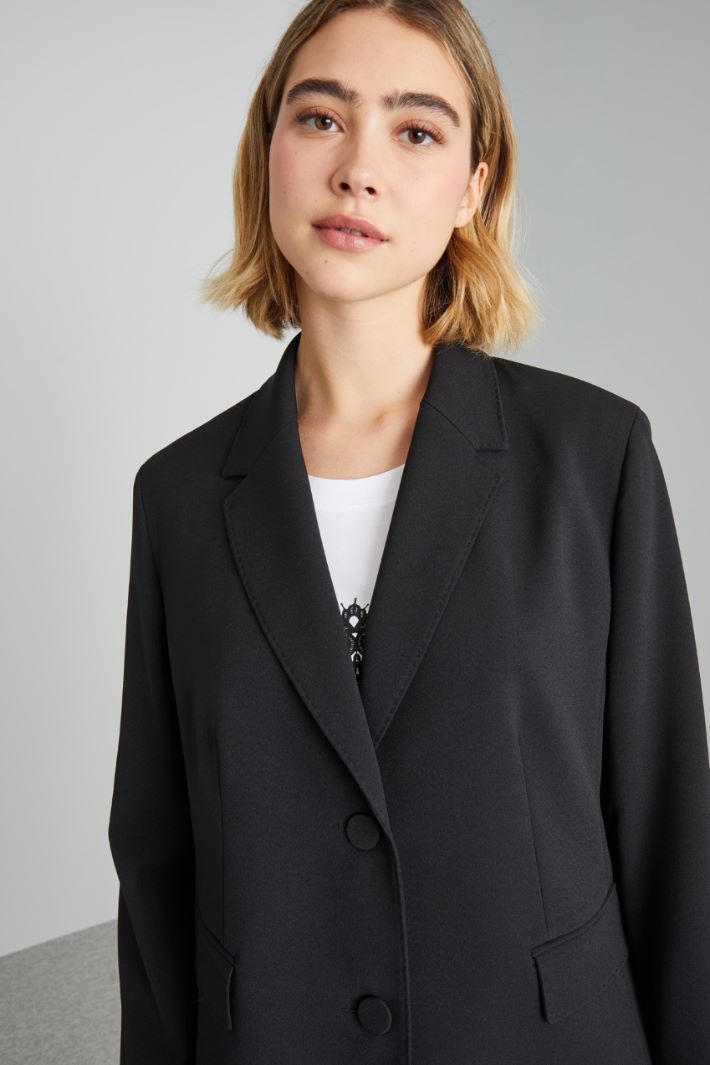 Blazer with fabric-covered buttons Intrend - 4