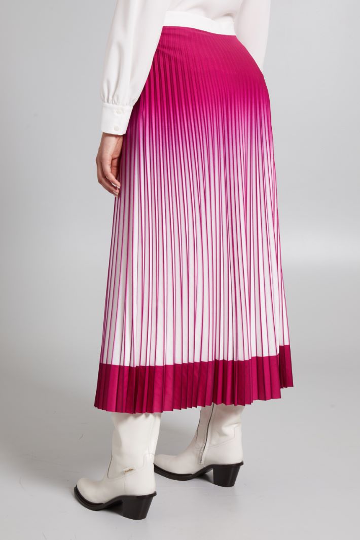 Long pleated skirt Intrend - 2