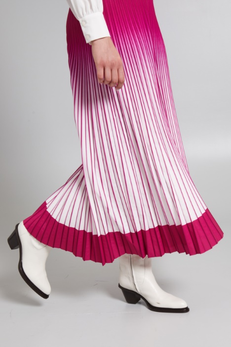 Falda plisada