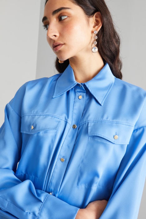 Camicia in twill con taschini