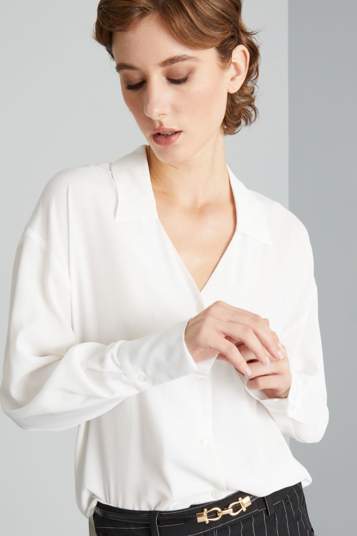 Slit-detailed shirt Intrend - 4