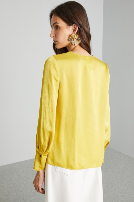 Blusa in raso martellato