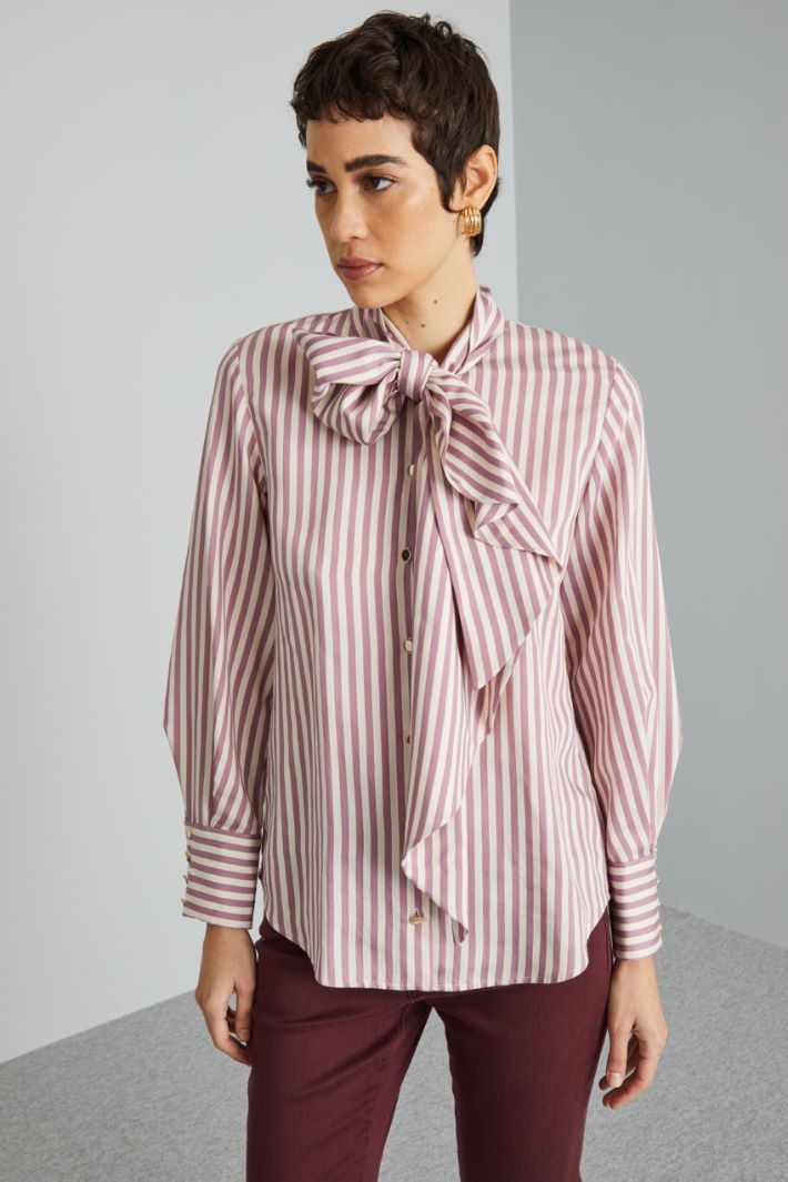 Scarf neck shirt Intrend - 3