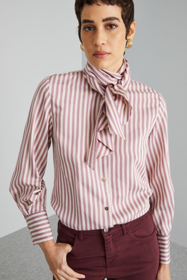 Scarf neck shirt Intrend - 4