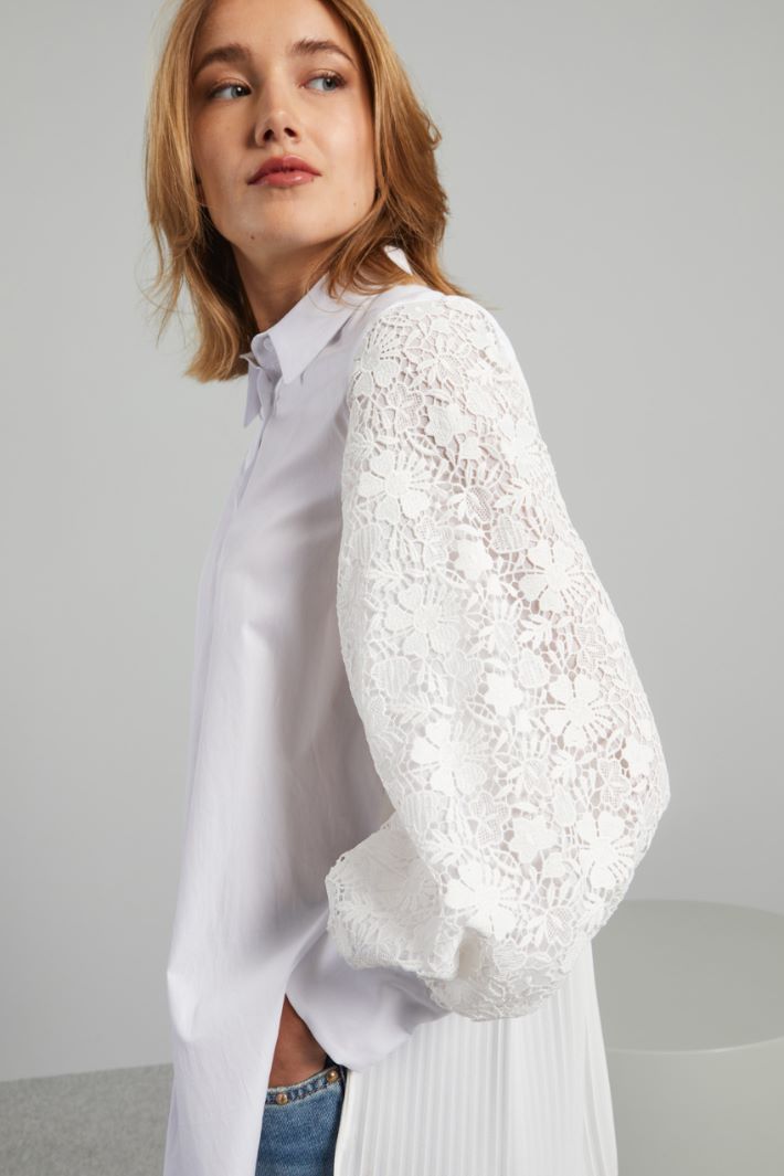 Shirt with lace sleeves Intrend - 4