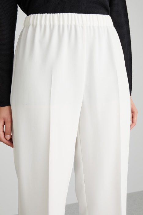Pantaloni dritti con elastico