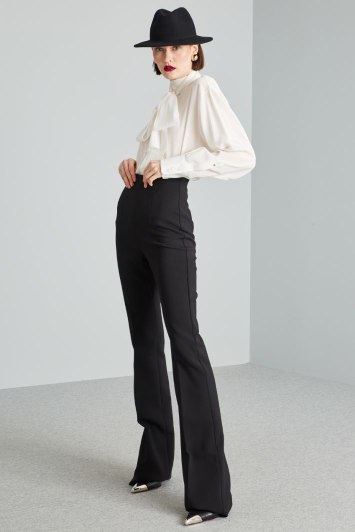 Wool canvas trousers Intrend