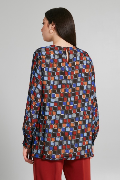 Blusa in georgette a fantasia