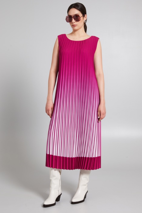 Pleated crepe dress Intrend