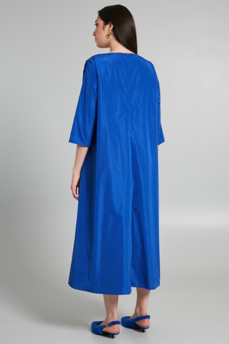 Abito ampio in taffetà