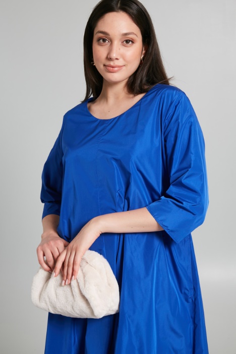 Abito ampio in taffetà