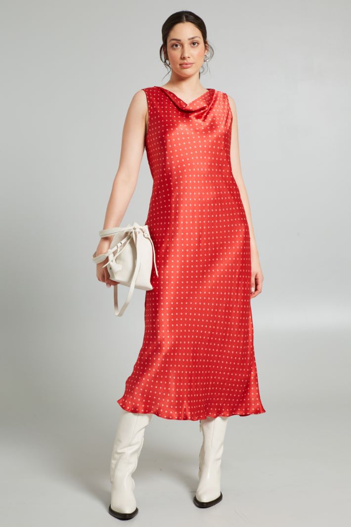 Dress with draped neck Intrend