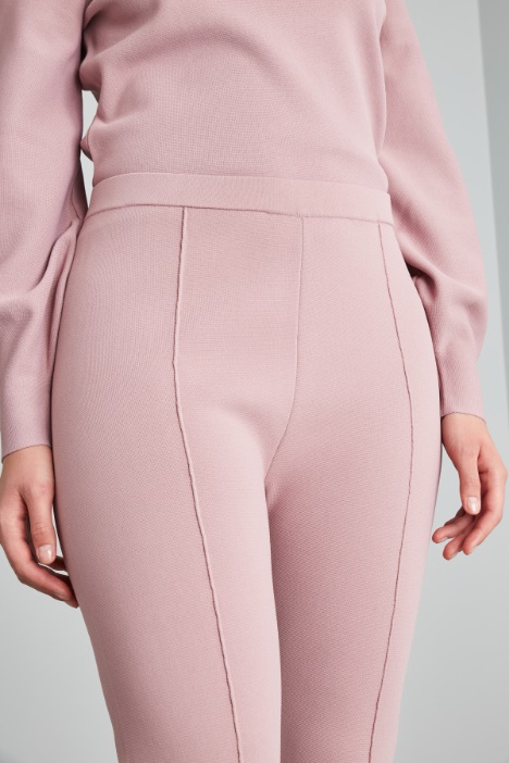Pantalones ajustados de punto
