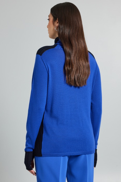 Maglia bicolor in misto lana