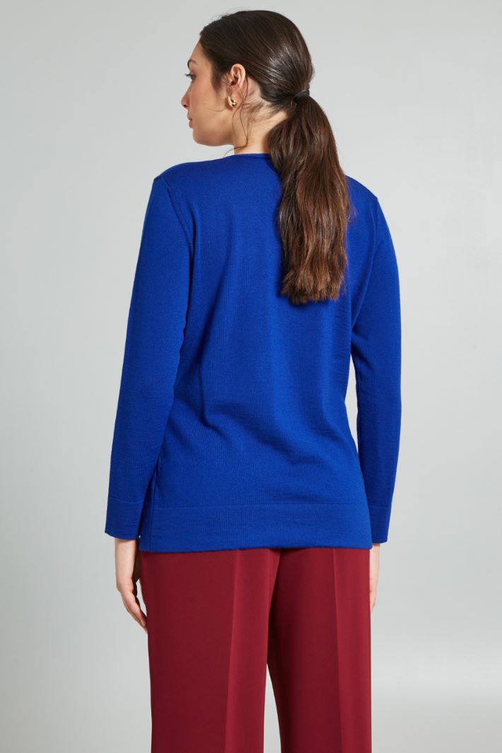 V-neck sweater Intrend - 2