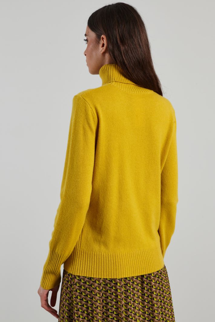 High neck sweater Intrend - 2