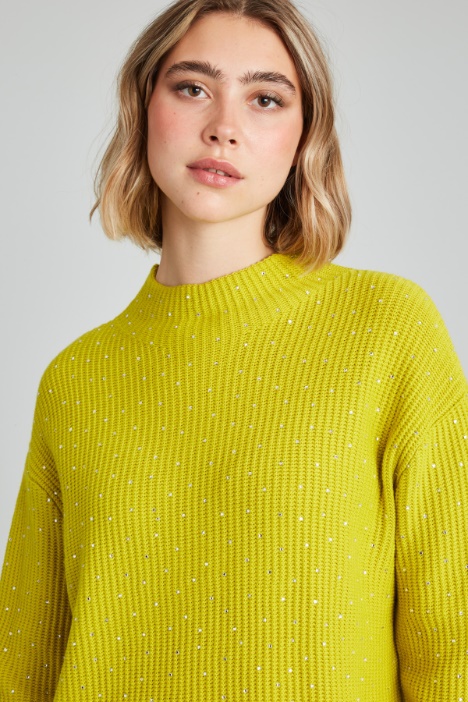 Maglia con strass all over