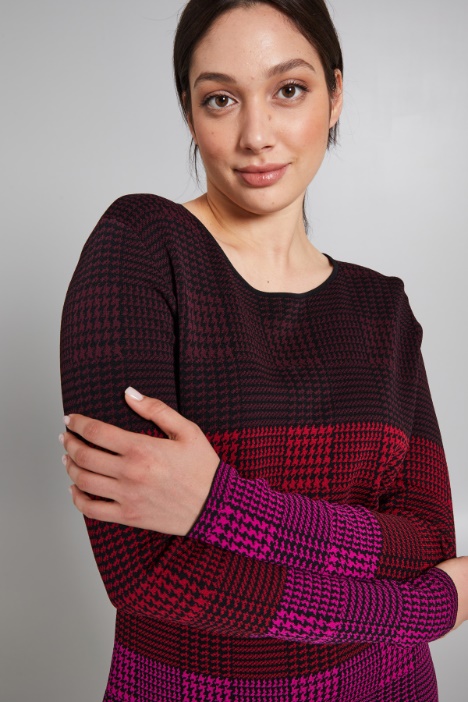 Jersey entallado, de jacquard