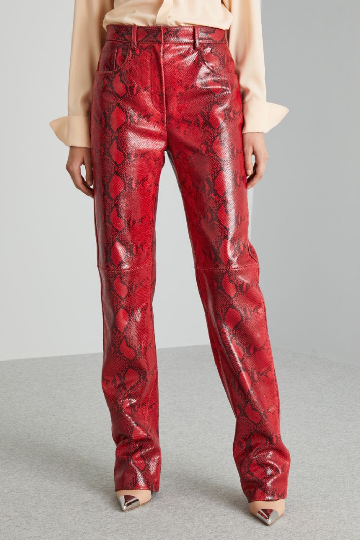 Python-print leather trousers Intrend - 3