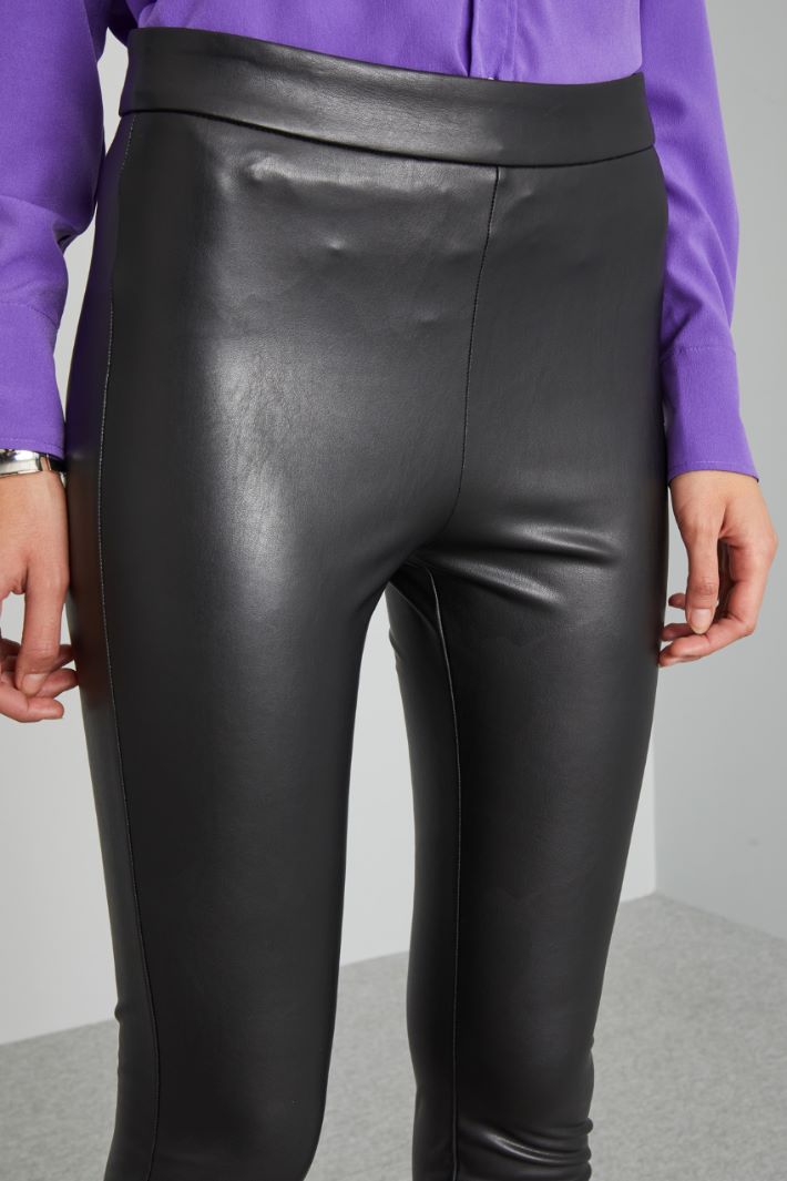 Faux leather skinny trousers Intrend - 4