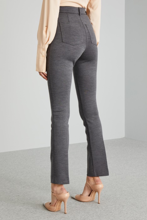 Pantaloni slim in jersey