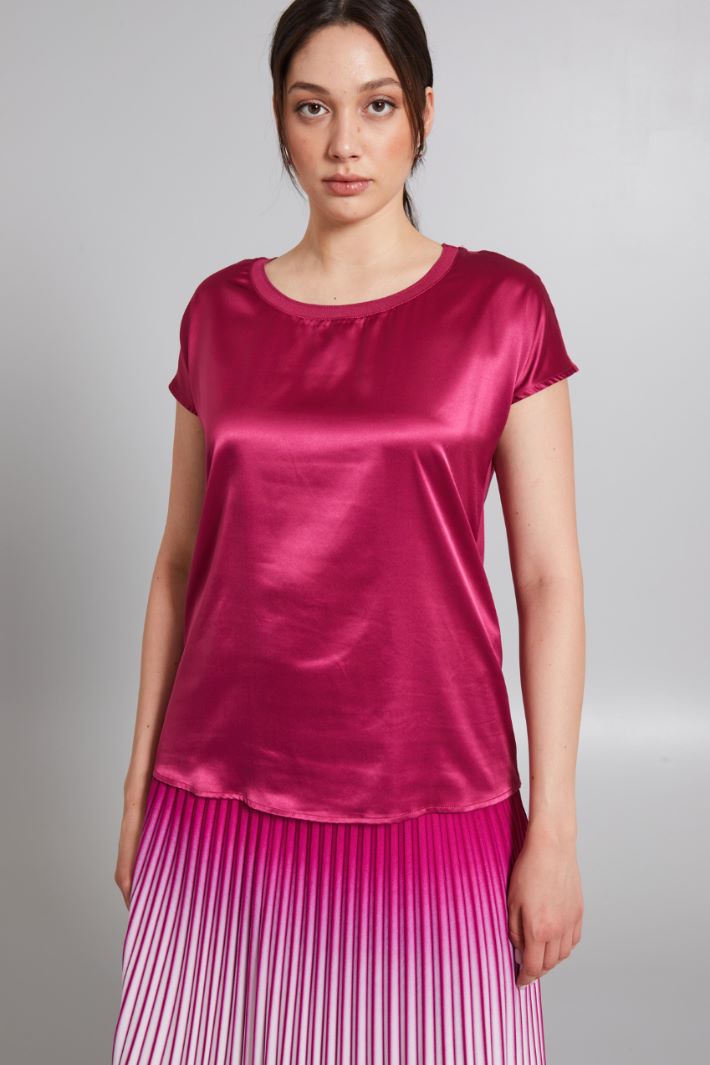 Satin T-shirt Intrend - 3