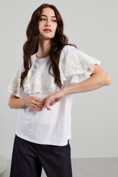 T-shirt with lace Intrend