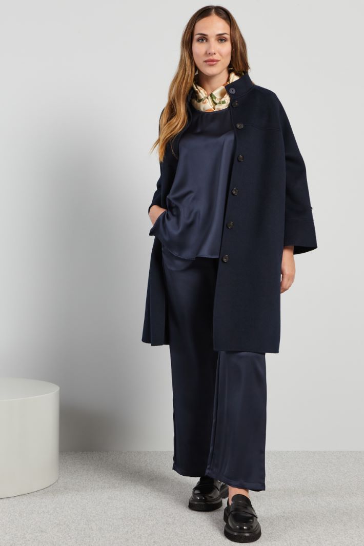 Coat with stand-up collar Intrend