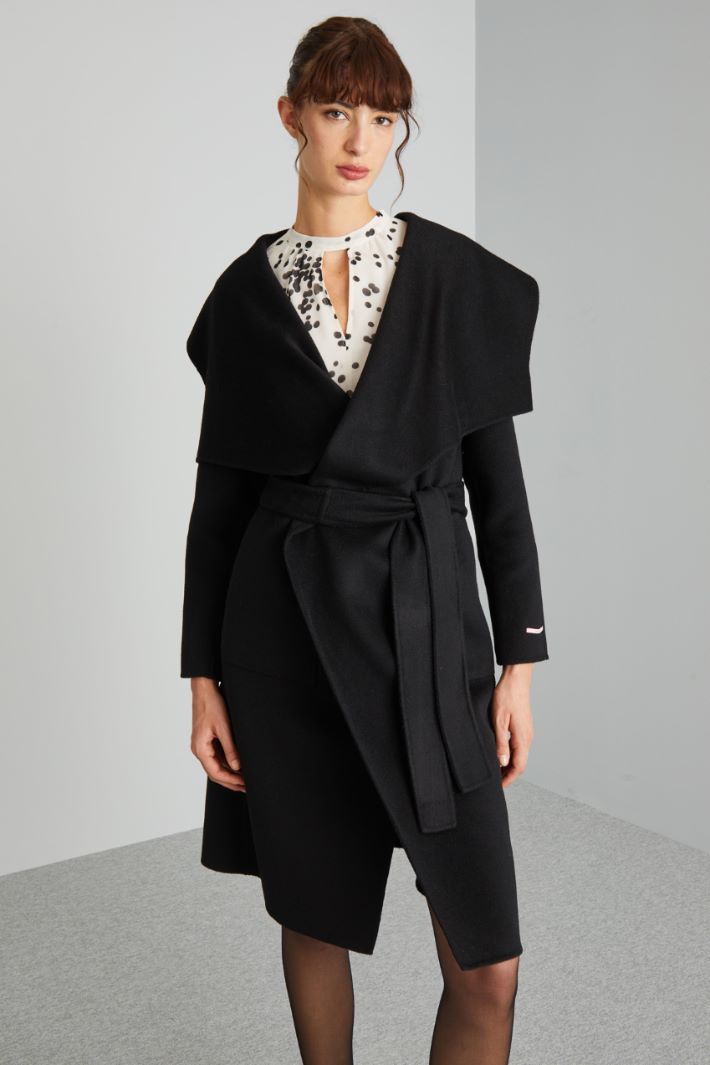 Coat with asymmetric collar Intrend - 3