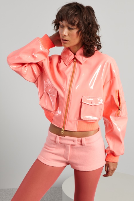 Giacca corta in vernice