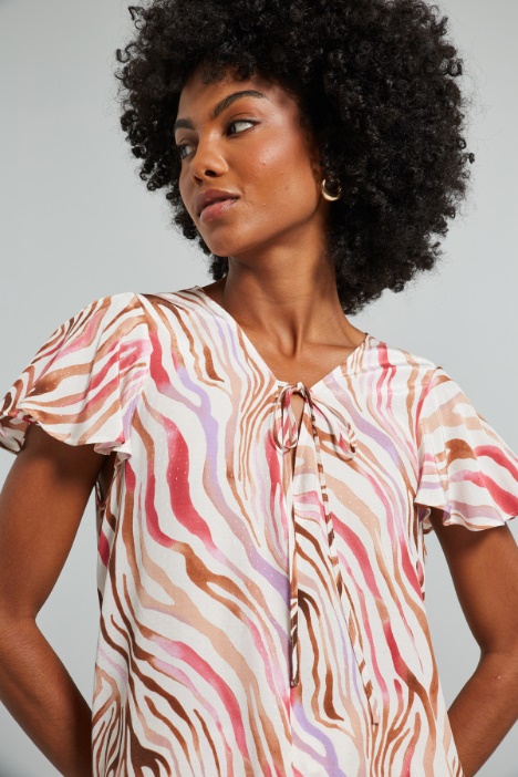 Blusa con maniche ad aletta