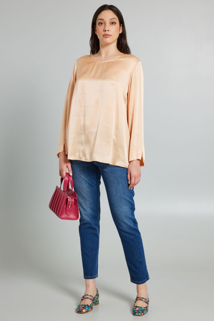 Washed silk blouse Intrend