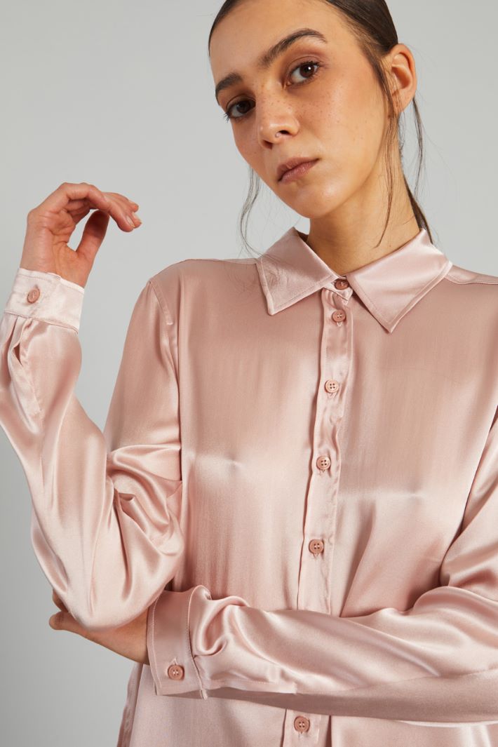 Fluid satin shirt Intrend - 4