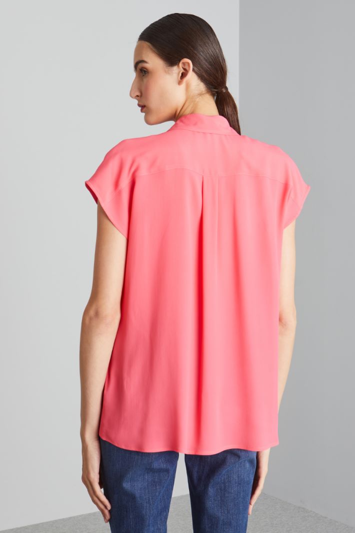 Crepe shirt with pockets Intrend - 2