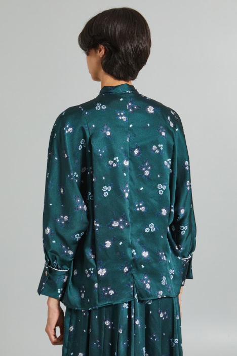 Blusa in twill con foulard