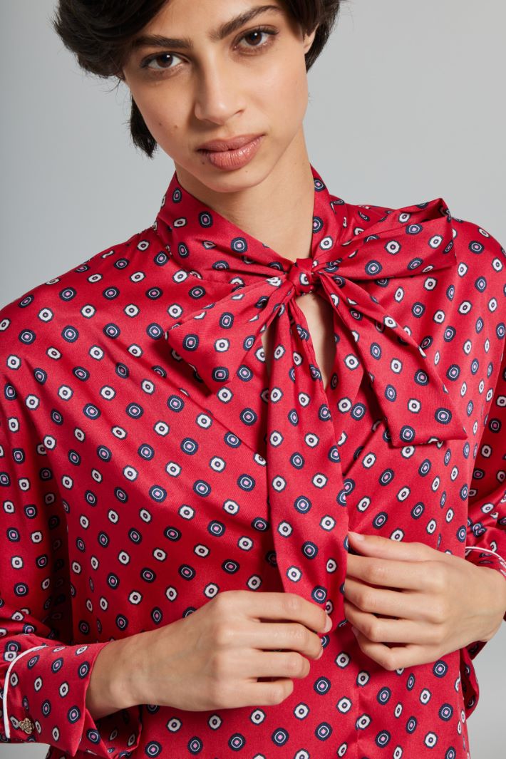 Foulard-embellished twill blouse Intrend - 4