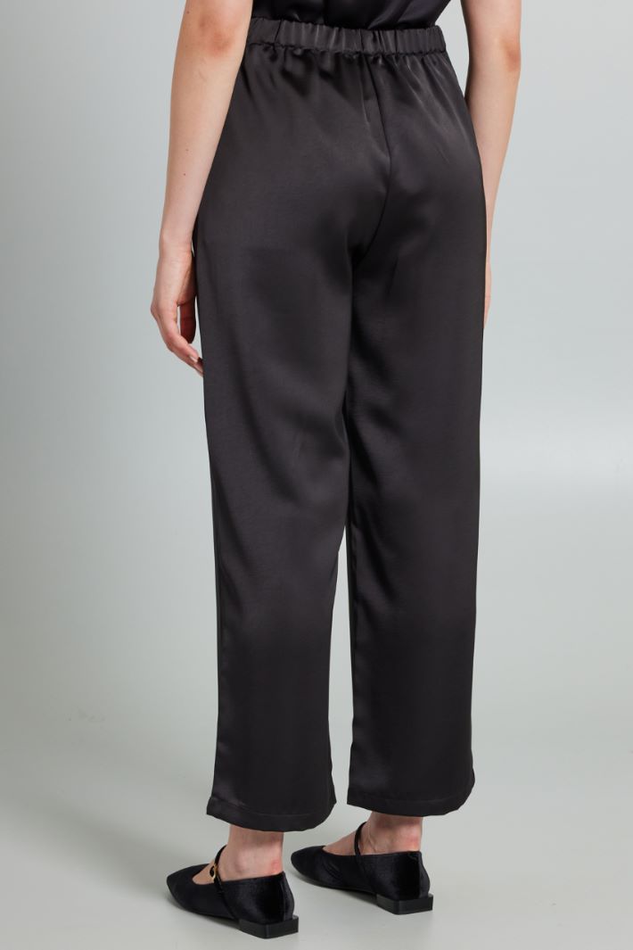 Loose fit satin trousers Intrend - 2