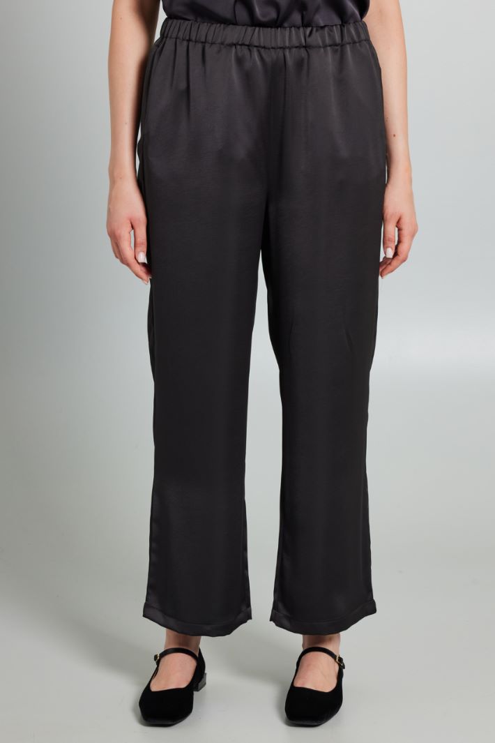 Loose fit satin trousers Intrend - 3