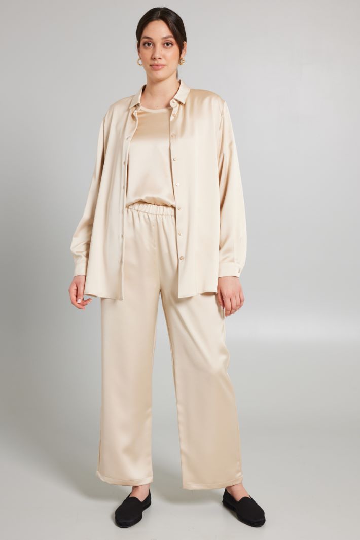 Loose fit satin trousers Intrend