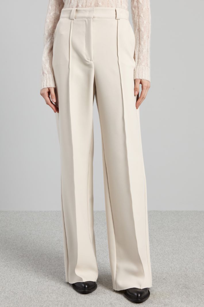 Trousers with sewn pleats Intrend - 3