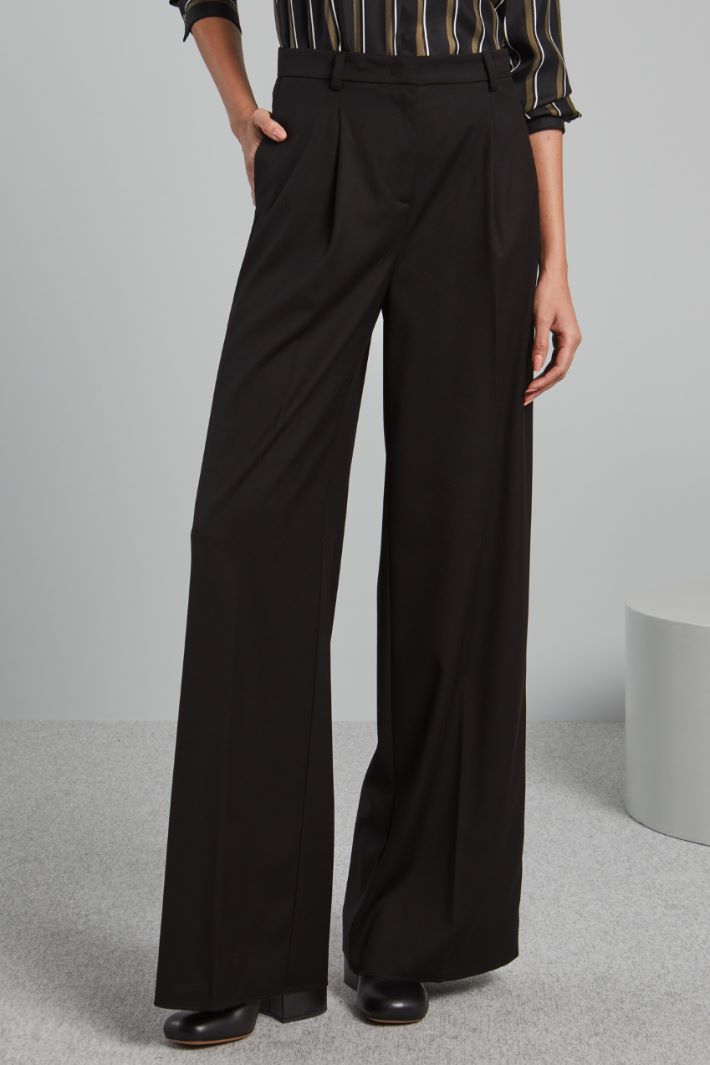 Wide-fit high waisted trousers Intrend - 3