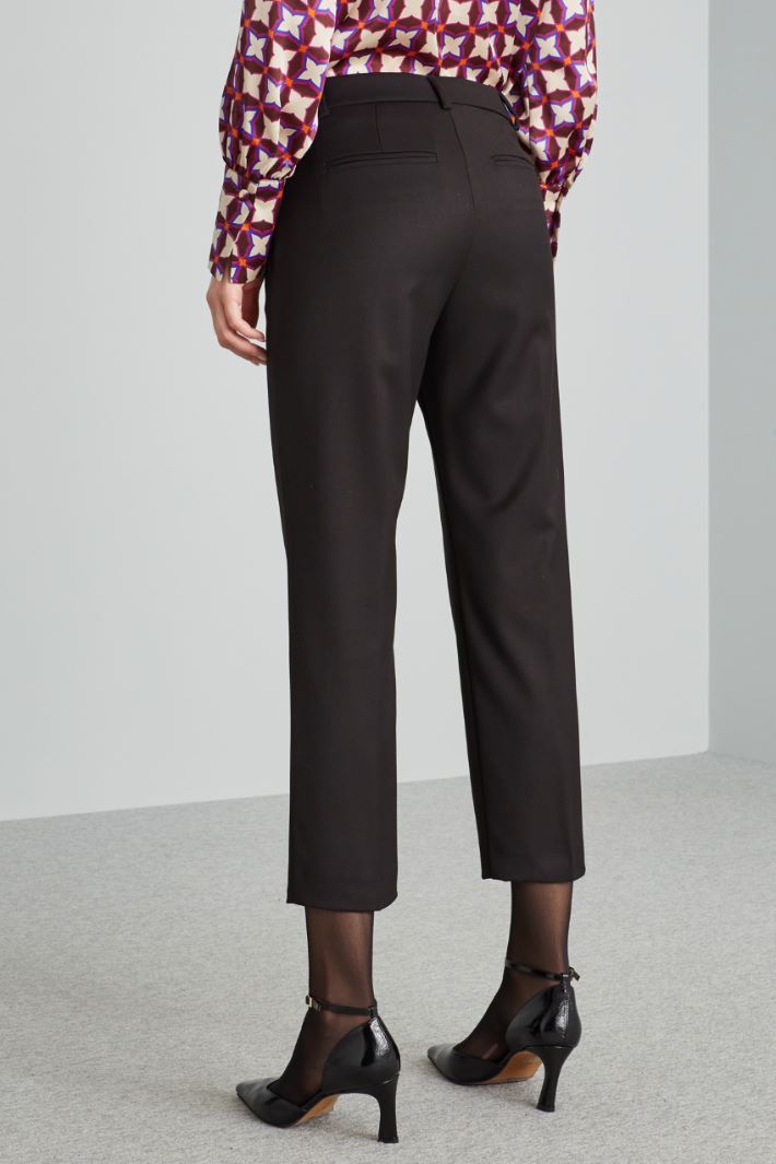 Cropped viscose trousers Intrend - 2