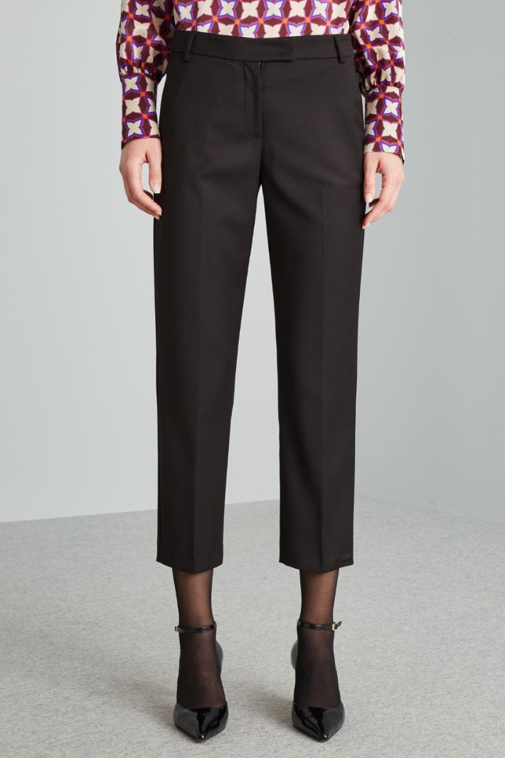 Cropped viscose trousers Intrend - 3