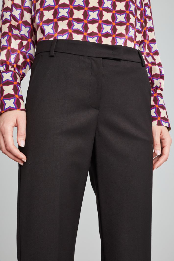 Cropped viscose trousers Intrend - 4