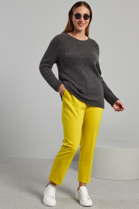 Trousers with welt pockets Intrend